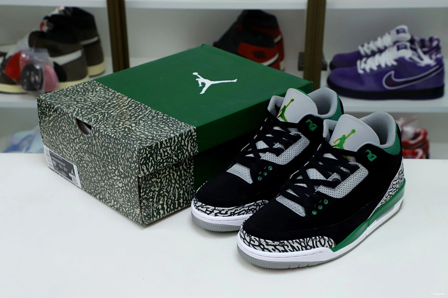 AIR GREEN JORDAN 3 PINE 0904